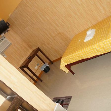 Daylight Inn Davao Quarto foto