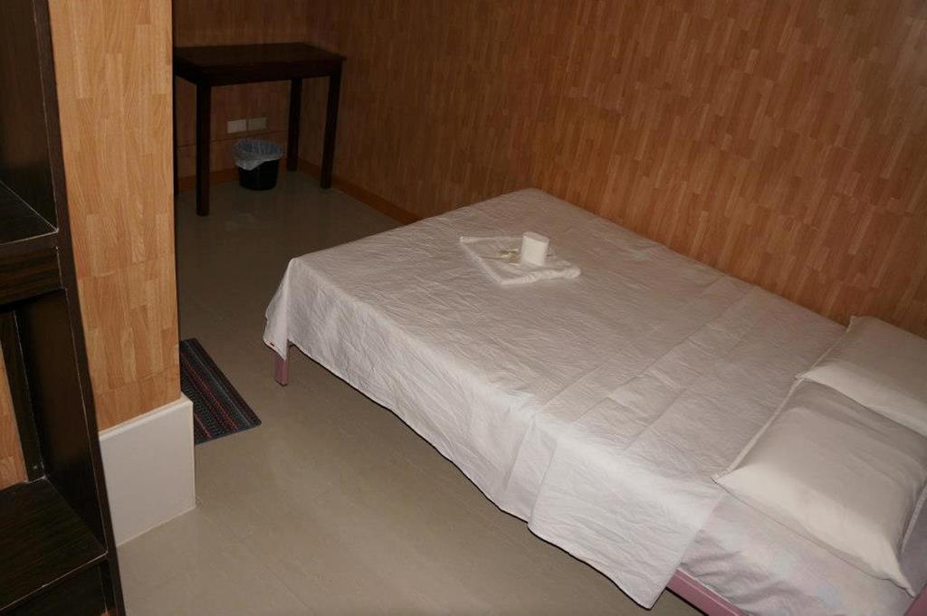 Daylight Inn Davao Quarto foto